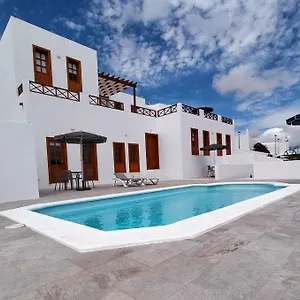 Livia Apartamento Tías