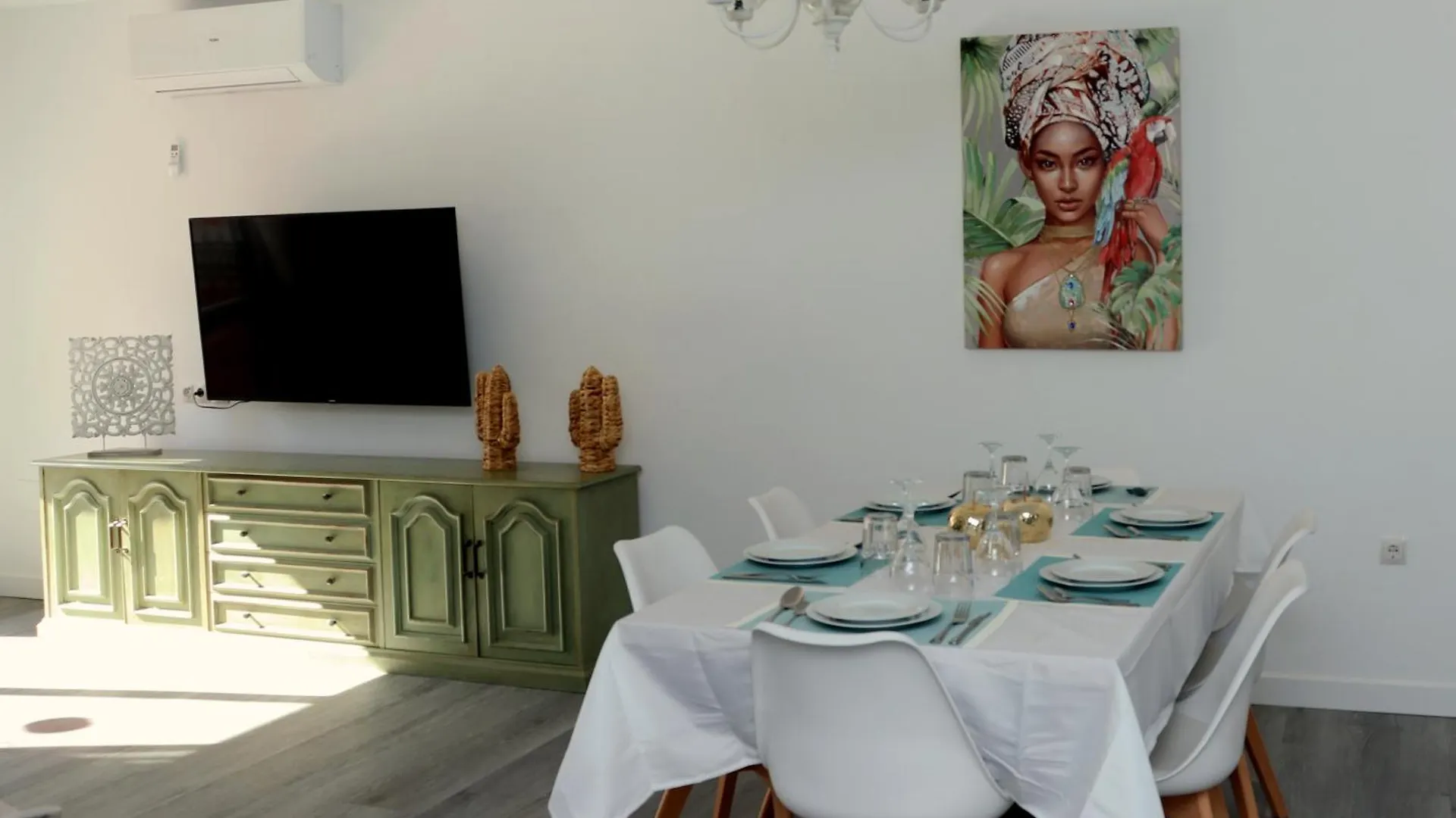 Holiday home Nerja Casa Zuloaga Holidays Piscina Y Playa Villa